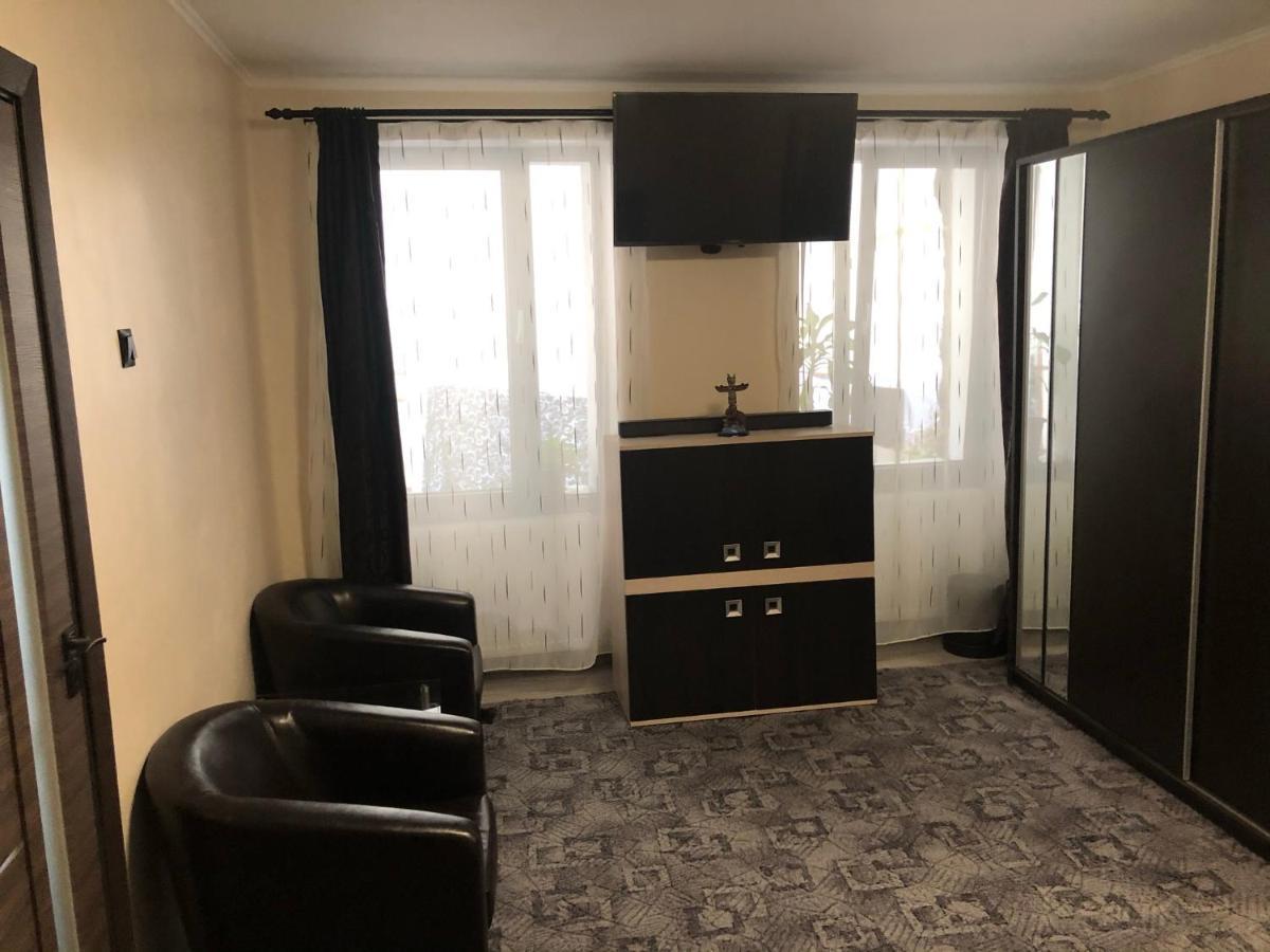 Downtown Studio Брашов Екстериор снимка